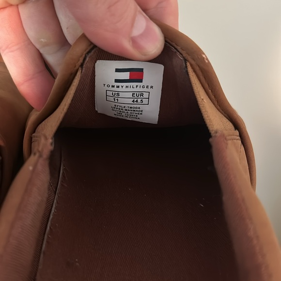Tommy Hilfiger shoes - Picture 3 of 3